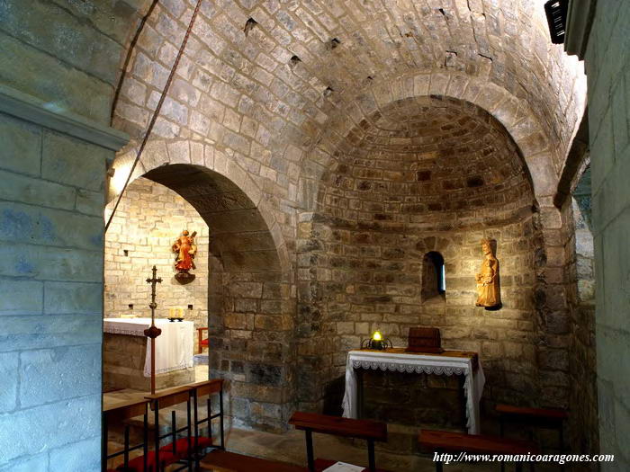 CABECERA DE CAPILLA BAJO LA TORRE.